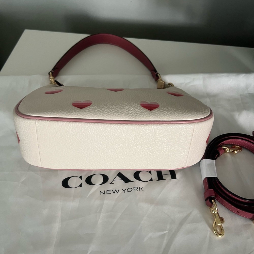 Coach Teri Shoulder Bag With Stripe Heart Print - Picture 10 of 10